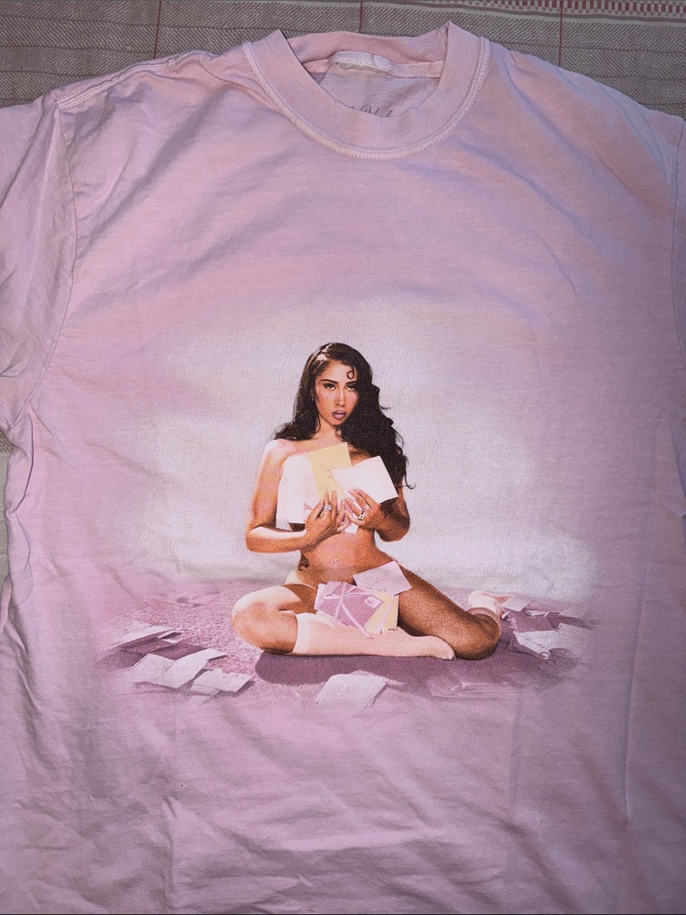 Kali Uchis Tour Pink Graphic Tee M